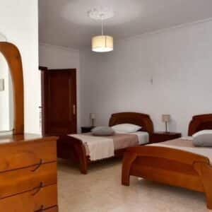 Zweibettzimmer 02 - Haus im Dorf